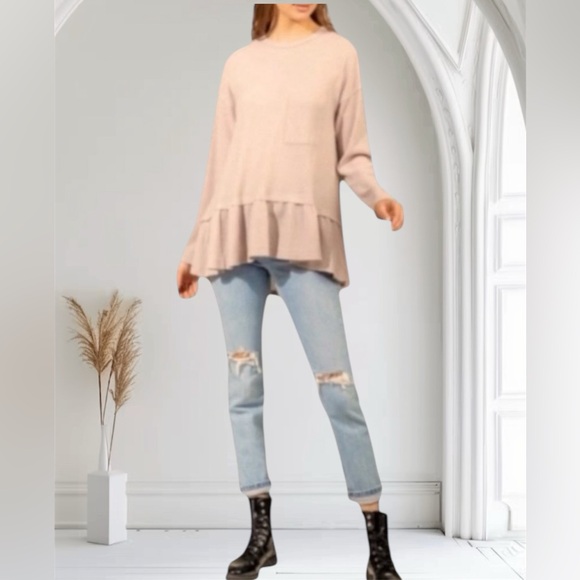 🐞🐞🐞Boutique Nude waffle knit ruffle hem top - Picture 8 of 8